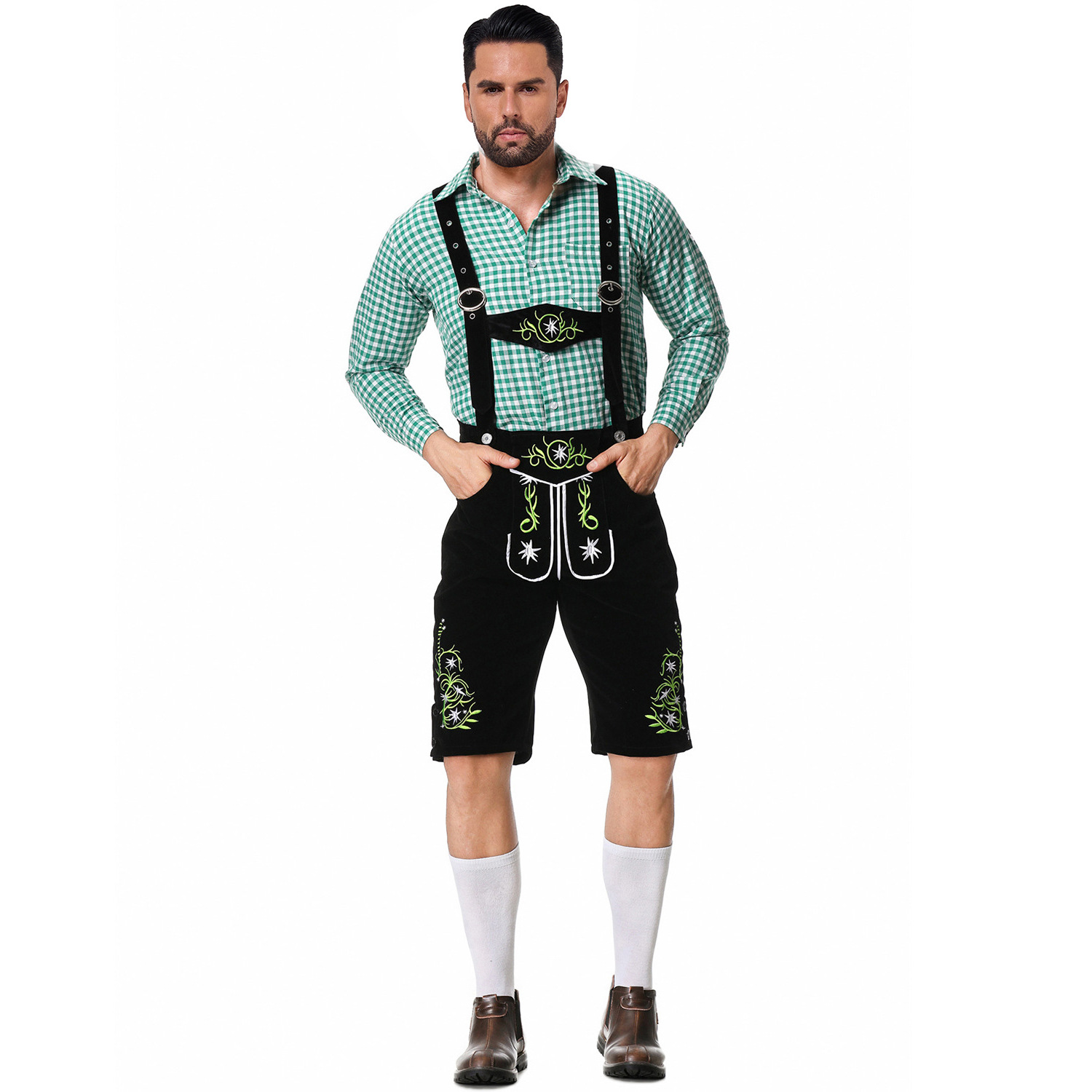 Top negro + pantalones cortos