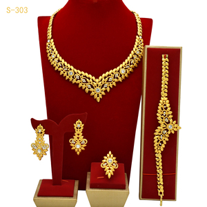 Dubai kalung untuk wanita Set Afrika pengantin perhiasan pernikahan Set wanita Saudi kalung gelang anting cincin 4pcs Set - Product Image 2