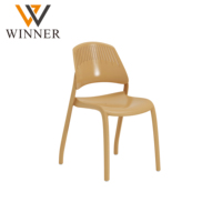 Chaise de bureau moderne populaire, économique, durable, résistante aux taches, résistante à l'huile, rafraîchissante, imperméable, empilable, en polypropylène PP