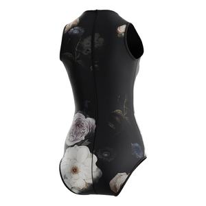 ชุดว่ายน้ำวันพีซสำหรับผู้หญิงที่มีเทคโนโลยีขั้นสูง พร้อมคุณสมบัติที่เพรียวบาง ผ้าที่ทนทานต่อคลอรีน และช่วยเพิ่มความเร็วในการว่ายน้ำ - Product Image 5