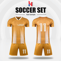 Ensemble de maillots de football de nouvelle conception, couleur et numéro personnalisés, séchage rapide, respirant, tenue de match de club, kit de football de qualité supérieure