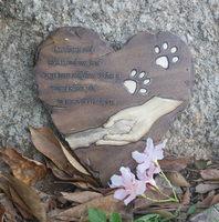 Pierre commémorative pour animaux de compagnie en résine texturée rose avec empreinte de patte, marqueur de sépulture, plaque commémorative de jardin