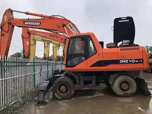 Excavatrice à haut rendement Excavatrice DH210W-7 utilisée Doosan Excavatrice hydraulique à DH210W-7 roues Doosan en très bon état en vente - Product Image 2