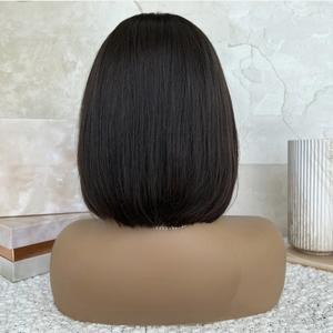 Perruque courte de 12 pouces, coupe bob, nœuds blanchis, cheveux humains vierges Remy, cuticule complète, <span class=keywords><strong>film</strong></span> HD, dentelle invisible, perruques à dentelle frontale - Product Image 5