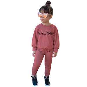Ensemble de vêtements pour petites filles, inspiré des créateurs, pour l'automne et l'hiver, ensemble de 2 pièces, sweat-shirt et pantalon de jogging, vêtements pour enfants, ensemble pour bébé fille - Product Image 4