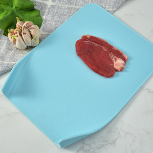 3 pezzi tagliere in plastica per nidificazione Set di bordi curvi in piedi tagliere da cucina - Product Image 3