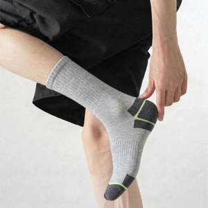 <span class=keywords><strong>Chaussettes</strong></span> de travail en coton robustes pour <span class=keywords><strong>hommes</strong></span>, épaisses et rembourrées, idéales pour les bottes de travail et l'entraînement - Product Image 2