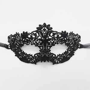 Masques de mascarade en dentelle noire et or pour femmes, costumes de Mardi Gras pour couples, robe vénitienne pour adultes avec équipement de bondage pour hommes et filles - Product Image 5