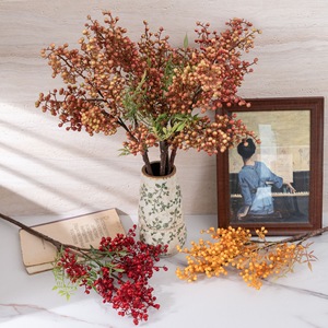 Branches artificielles CallaFloral en mousse, fruits de la fortune, décoration intérieure, arrangement pour mariage, rose, vert, rouge MW25342 - Product Image 1