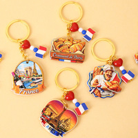 Vente en gros France Paris Porte-clés en résine avec simulation 3D de croissant et baguette, thème cuisine française, et pendentif chef Tour Eiffel Paris pour breloque de sac