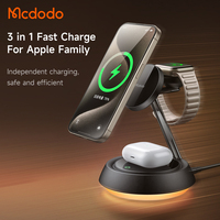 Mcdodo 495 vente chaude 3 en 1 chargeur sans fil 15w Station de charge sans fil rapide veilleuse support de chargeur sans fil pour iPhone