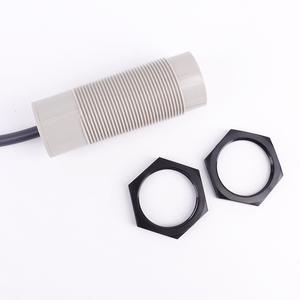 Capteur de proximité capacitif anti-corrosion E2K-X15ME1 2M NPN NO 15mm personnalisable pour détection d'objets non métalliques - Product Image 6