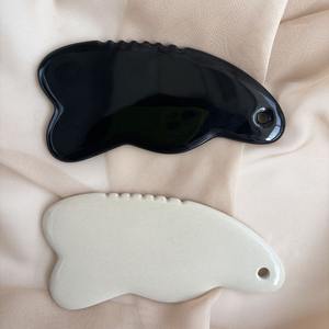 Dégagement Gua Sha outil noir céramique soulagement de la douleur Drainage lymphatique visage corps grattoir masseur pour épaule cou bras mollet - Product Image 5