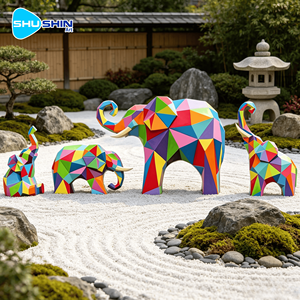 Statue de grande taille personnalisée en résine moderne, ours en roses de soie, pour décoration extérieure de jardin, art émaillé fait main et objet de collection - Product Image 2