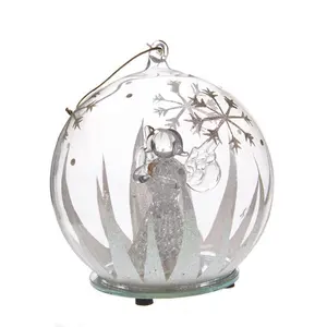 زينة تعلق في اليد لعيد الميلاد كرة زجاجية مزخرفة لعيد الميلاد مع ملاك بداخلها تضيء