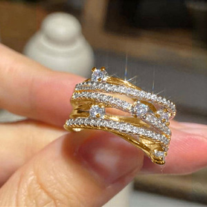 Anello a stella scintillante per donna, elegante gioiello da dito alla moda - Product Image 3