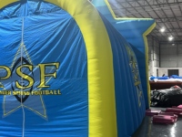 Tunnel gonflable promotionnel bleu personnalisé pour événements, tente tunnel étoile avec logo pour la décoration d'événements