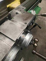 Tour manuel robuste CS6150C 1500MM avec alésage de broche de 105mm, machine mécanique pour le travail des métaux à vendre