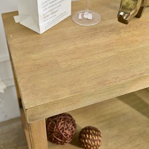 Table basse en bois naturel INNOVA pour salon, avec un design décoratif antique, idéale pour les canapés - Product Image 5