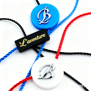 Chất Lượng Cao Tùy Chỉnh Phong Cách Cá Nhân Thân Thiện Với Môi Kim Loại Con Dấu Thẻ Kim Loại Dập Nổi An Ninh Nhãn Cho Hàng May Mặc Thời Trang - Product Image 1