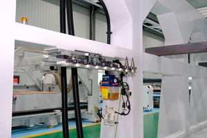 Trung tâm gia công <span class=keywords><strong>CNC</strong></span> cỡ lớn Máy định tuyến <span class=keywords><strong>CNC</strong></span> 5 trục Máy phay khuôn <span class=keywords><strong>CNC</strong></span> với đầu 5 trục của Ý - Product Image 4