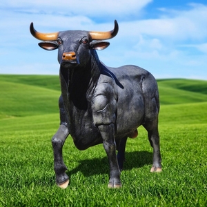 Statue de taureau espagnol en fibre de verre grandeur nature, sculpture animale très demandée pour la décoration extérieure - Product Image 1