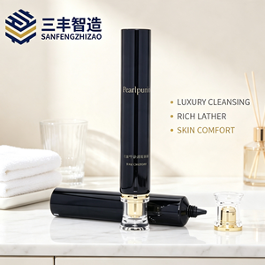 Tubo de PE Delgado Negro Brillante con Punta Cónica Corta y Tapa Interior Dorada Electrochapada Transparente para Crema Primerizadora - Product Image 3