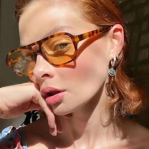Lunettes <span class=keywords><strong>de</strong></span> soleil carrées unisexes tendance avec verres polarisés dégradés, lunettes <span class=keywords><strong>de</strong></span> luxe <span class=keywords><strong>de</strong></span> créateur, lunettes <span class=keywords><strong>de</strong></span> soleil personnalisées avec logo, vente en gros - Product Image 3