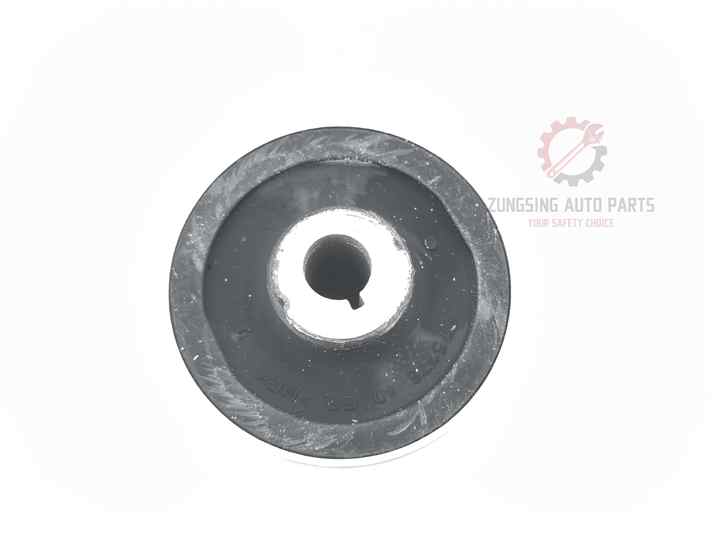 URO Parts 31126855743 - Boccola per braccio di controllo