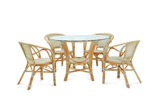 Ensemble de salle à manger en rotin Pelangi Bistro, table élégante et moderne avec chaises pour une expérience culinaire élégante, confortable et contemporaine à la maison ou à l'hôtel - Product Image 2