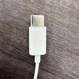 Écouteurs filaires USB-C avec strass et embout auriculaire en métal pour l'écoute musicale, vente en gros d'usine, personnalisables, avec haut-parleur 5U - Product Image 5