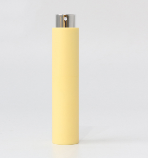 ขวดน้ำหอมสีเหลือง