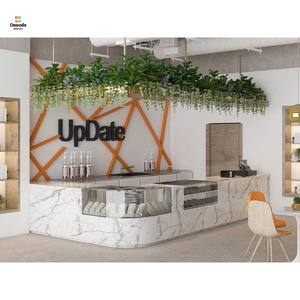 Meuble de magasin et comptoir de bar à café en bois sur mesure, fabriqués à la main, pour la décoration intérieure de café et l'aménagement de vitrine - Product Image 1