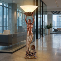 Lampadaire Sculptural Personnalisable en Bronze Femme Européenne – Taille Sur Mesure, Installation Mondiale Incluse, Cadeau Fête Nationale en Métal Coulé