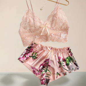 Ensemble deux pièces floral à manches courtes avec soutien-gorge sexy en dentelle push-up et lingerie sans couture pour femme – Bralette et sous-vêtements élégants - Product Image 2