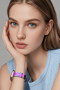 <span class=keywords><strong>Bracelet</strong></span> pour montre série 10, design pop art de luxe tendance 2025, en acier inoxydable respirant et confortable pour femmes - Product Image 6