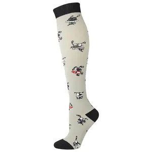 Belles chaussettes à motif pour jeune garçon et fille de bonne qualité En stock Chaussettes de compression en gros pour la vie quotidienne