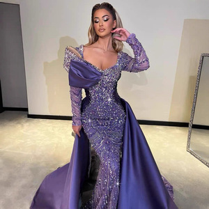 2-in-1 Satin Meerjungfrau-Abendkleid mit schwerer Spitze und Digitaldruck, Schmale Passform, Bodenlang, Natürliche Taille für Sommerpartys - Product Image 2