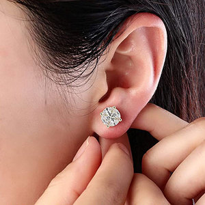 Orecchini a Perno Minimalisti Classici in Lega per Donne con Perle Imitate, Accessori di Moda per Uso Quotidiano - Product Image 5