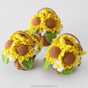 ตะกร้าดอกทานตะวันถักหลากสีทำมือ กระถางดอกทานตะวันขนาดเล็กสำหรับฮาโลวีน ตะกร้าดอกไม้โครเชต์ปรับแต่งได้ - Product Image 1