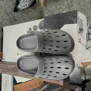Sabots d'été camouflage en EVA antidérapants et rehaussants pour hommes et femmes – Chaussures légères et imperméables - Product Image 4