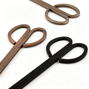 Coupe-mèche professionnel rétro en <span class=keywords><strong>acier</strong></span> inoxydable avec long manche <span class=keywords><strong>pour</strong></span> bougies parfumées en pot profond - Product Image 6