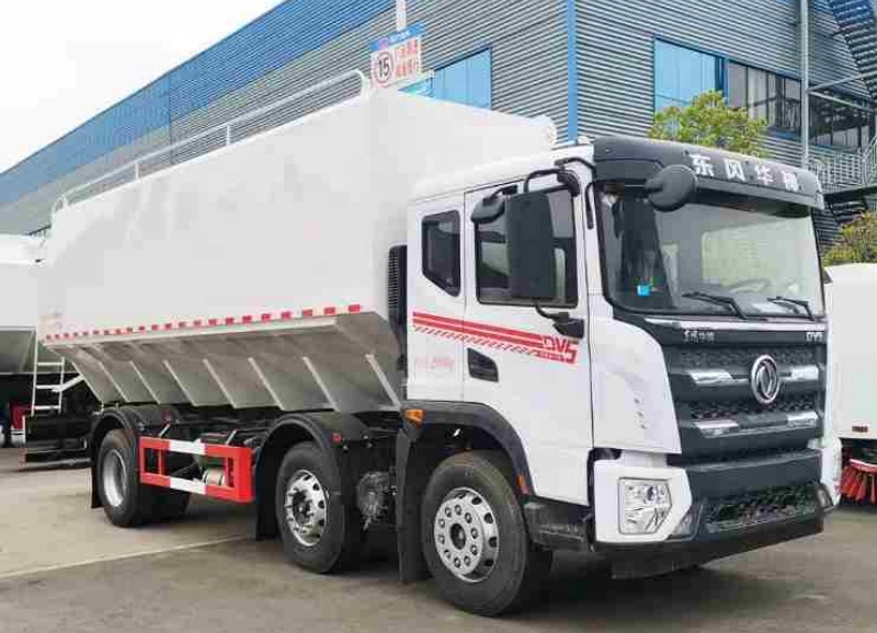 livestock transport truck