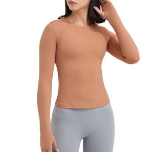 2024 printemps Fitness porter Yoga femmes à manches longues sans couture course chemise athlétique gymnastique entraînement haut porter avec des trous pour les pouces - Product Image 1