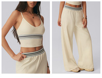 Ensemble de yoga 2 pièces pour femme, haut court à col en V, pantalon large à taille rayée, tenue de sport décontractée et respirante pour la gym
