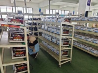 Stabilizer Listrik 2KVA 3KVA 120V 220V Svc Fase Tunggal 2000VA 3000Va Ac Regulator Tegangan Otomatis 3000W Stabilisator AVR