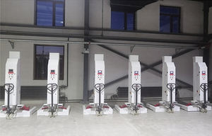 <span class=keywords><strong>Pont</strong></span> élévateur manuel à quatre <span class=keywords><strong>colonnes</strong></span>, élévateur de camion, élévateur de bus, colonne mobile, <span class=keywords><strong>colonnes</strong></span> de levage de camion - Product Image 4