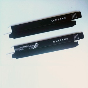 กล่องกระดาษบรรจุภัณฑ์ลิปกลอสอายไลเนอร์แบบเปล่า สีทองดำ ขนาด 15 มม.*145 มม. - Product Image 4