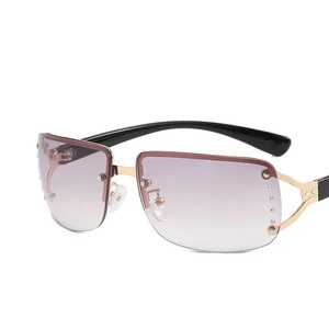 Chất lượng cao Ins phổ biến Hot Phong Cách không khung Thông số kỹ thuật Nâu Kính Trung Quốc không có vành Rhinestone Kính mát kim loại chất lượng - Product Image 4