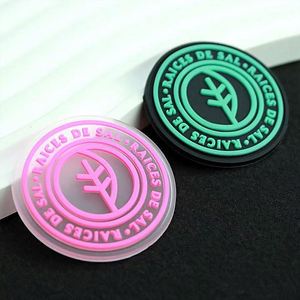 Parches de PVC Suave 3D Personalizados con Logotipo, Insignias Termoadhesivas en Relieve, Bordados de Silicona, Parches de Goma de PVC Transparente con Velcro para Coser en la Ropa - Product Image 3
